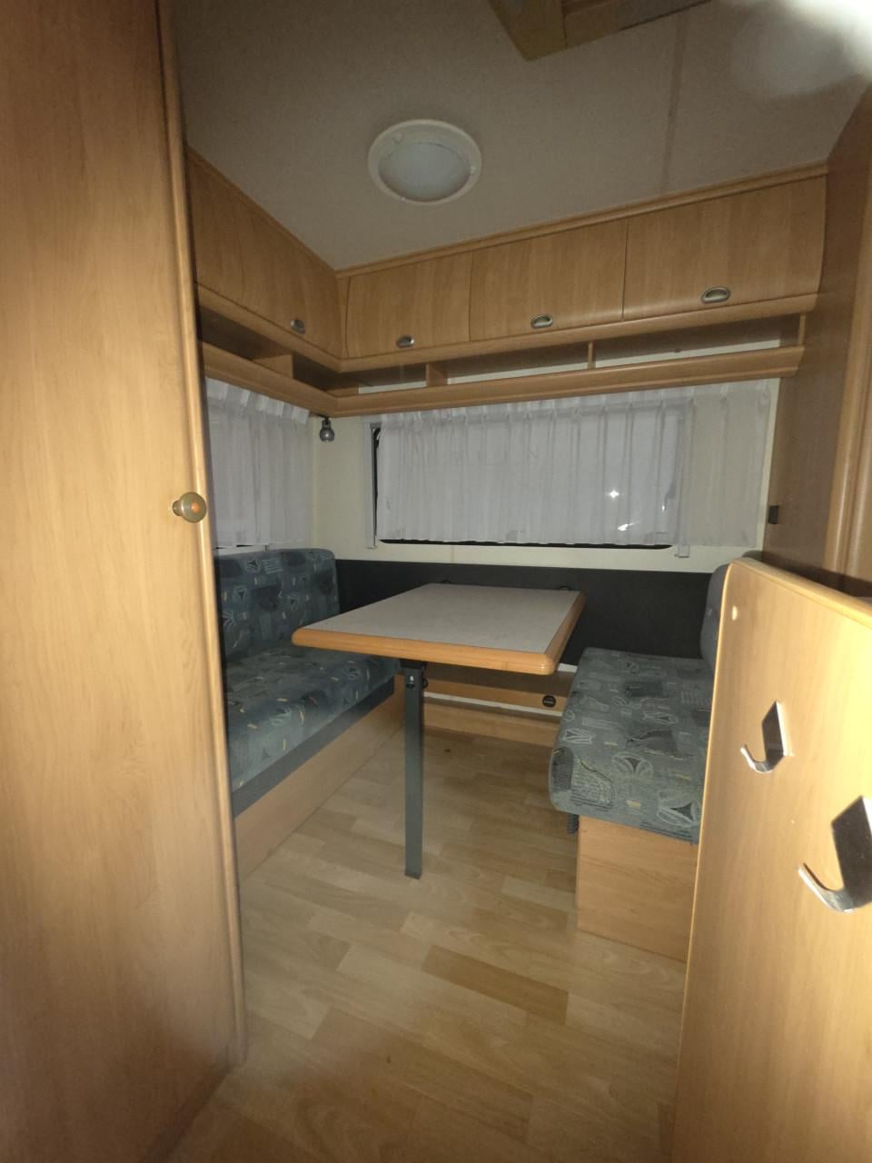 Caravan Hobby Excellent 400SB
