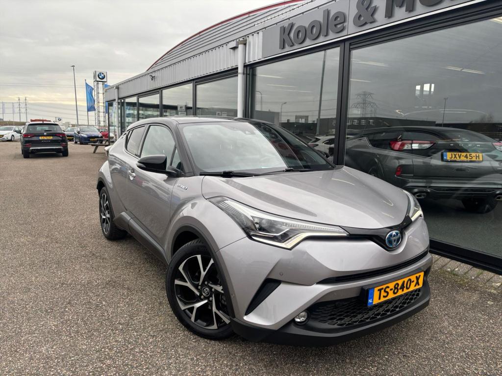 Toyota C-hr 1.8 hybrid 122pk executive, stoel en stuurverwarming