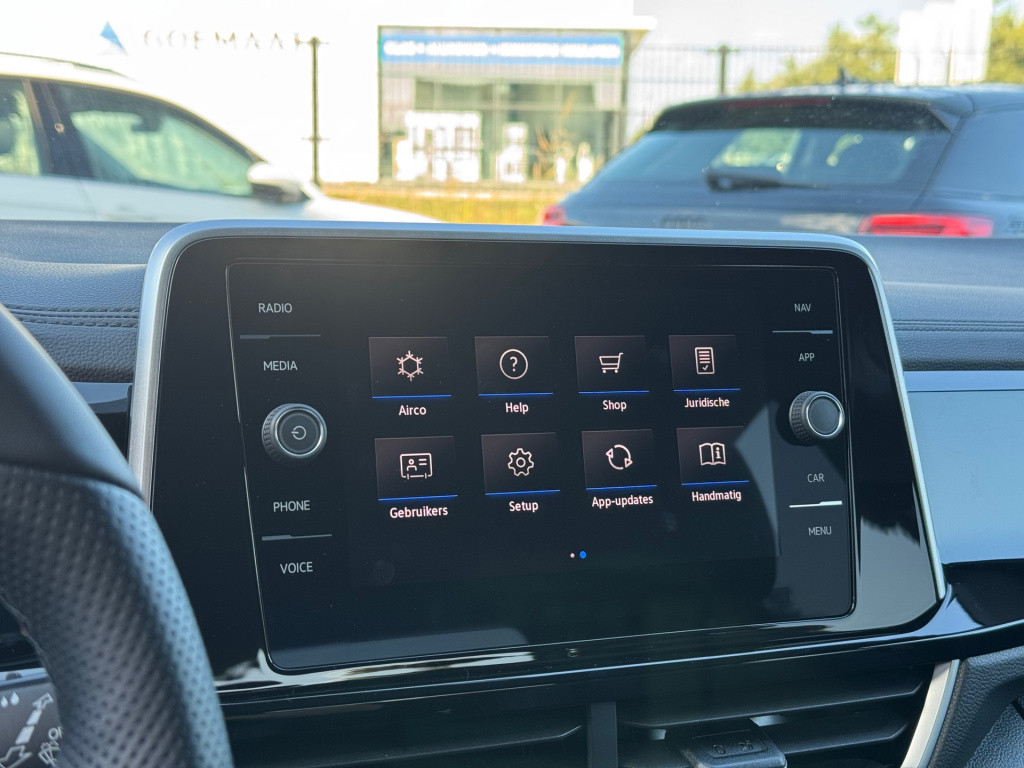 Volkswagen T-roc 1.5 tsi r-line edition * camera * massage * parkeerhulp