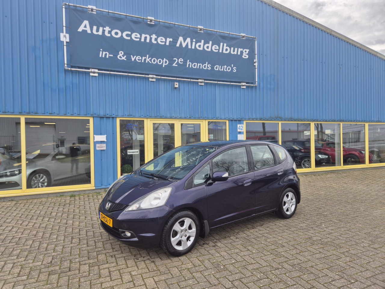 Honda JAZZ 1.4 Comfort 5deurs bj:2010 airco lm-velgen i.z.g.st