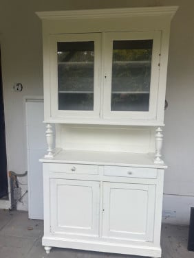 Oud grenen buffetkast