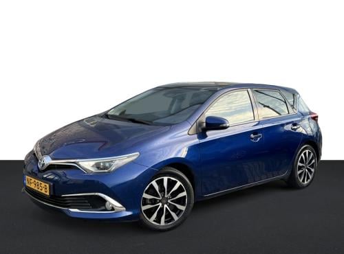 Toyota Auris 1.8 hybrid bus. pro