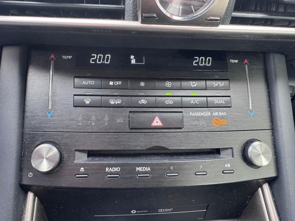 Lexus Is 300h hybrid business line