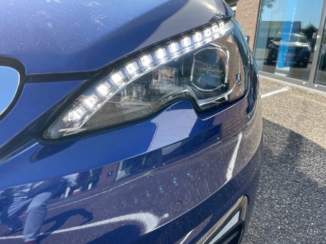 Peugeot 308 gt 1.6 turbo-205pk navigatie | full-led | alcantara | trekhaak 