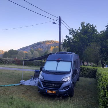Carthago Malibu Charming 600 DB Van (150 PK)