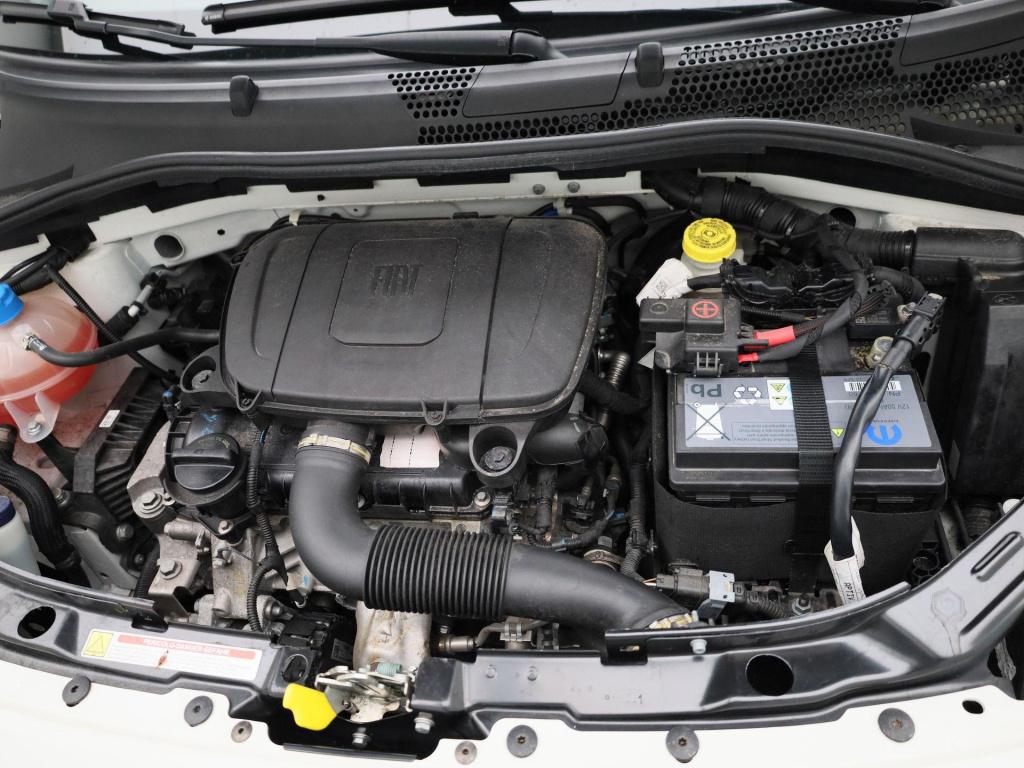 Fiat 500 C 1.0 hybrid star | cabrio | parkeer sensoren | dab | bluetooth | 