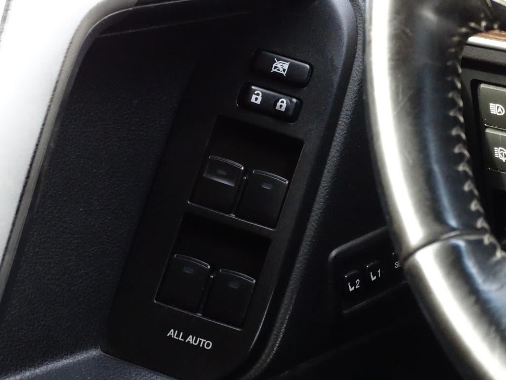 Toyota Land Cruiser 2.8 d-4d comfort be trekker | 5-zitplaatsen |