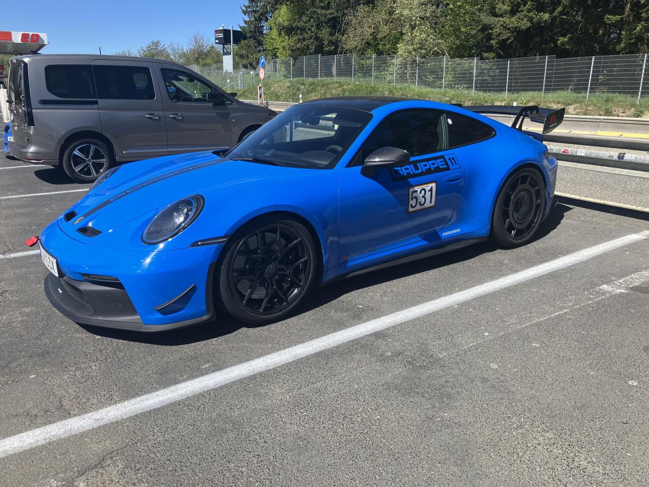 Porsche automobilia