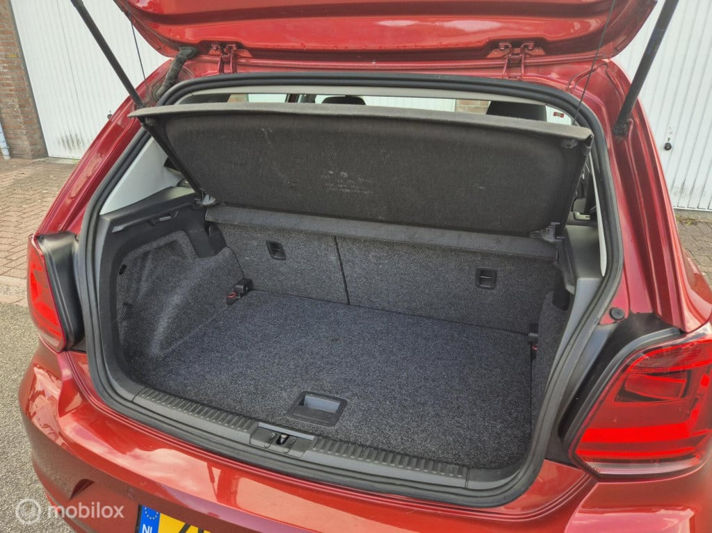 Volkswagen Polo 1.2 tsi comfortline / dealeronderhouden / cruisecontrol / b