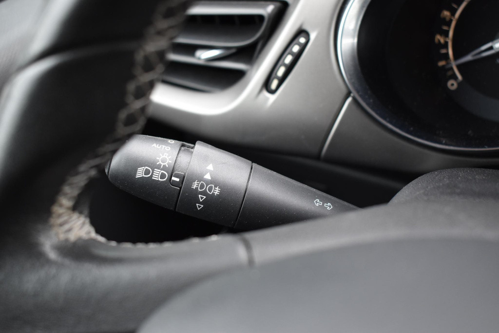 Ds Ds 3 1.2 puretech so chic | cruise control | climate control | navigatie