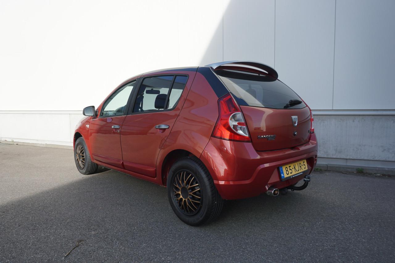 Dacia Sandero, 1.6 Lauréate - Airco / Elektr. ramen / Trekhaak / NAP