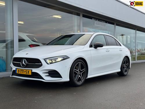 Mercedes-Benz A-Klasse 200 amg line night- pakket automaat , sfeer verlicht
