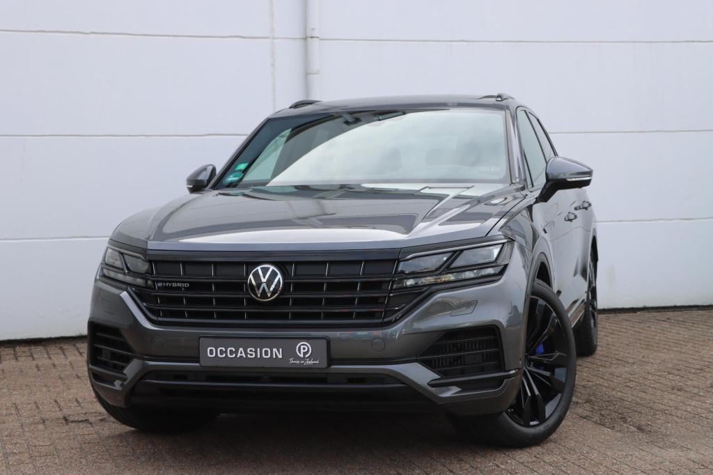 Volkswagen Touareg 3.0 tsi ehybrid 4motion black style 380pk tiptronic | so