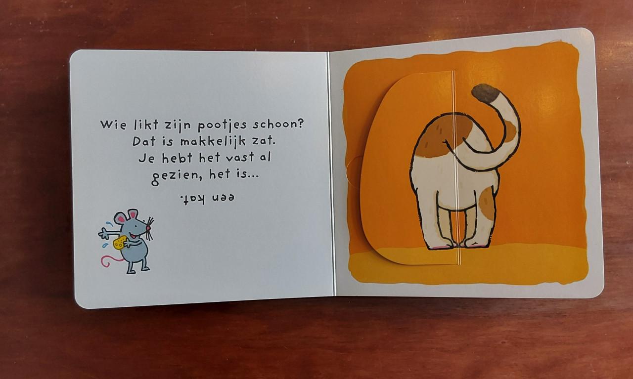 Boekje: Van wie zijn deze billen? met vrolijke flapjes
