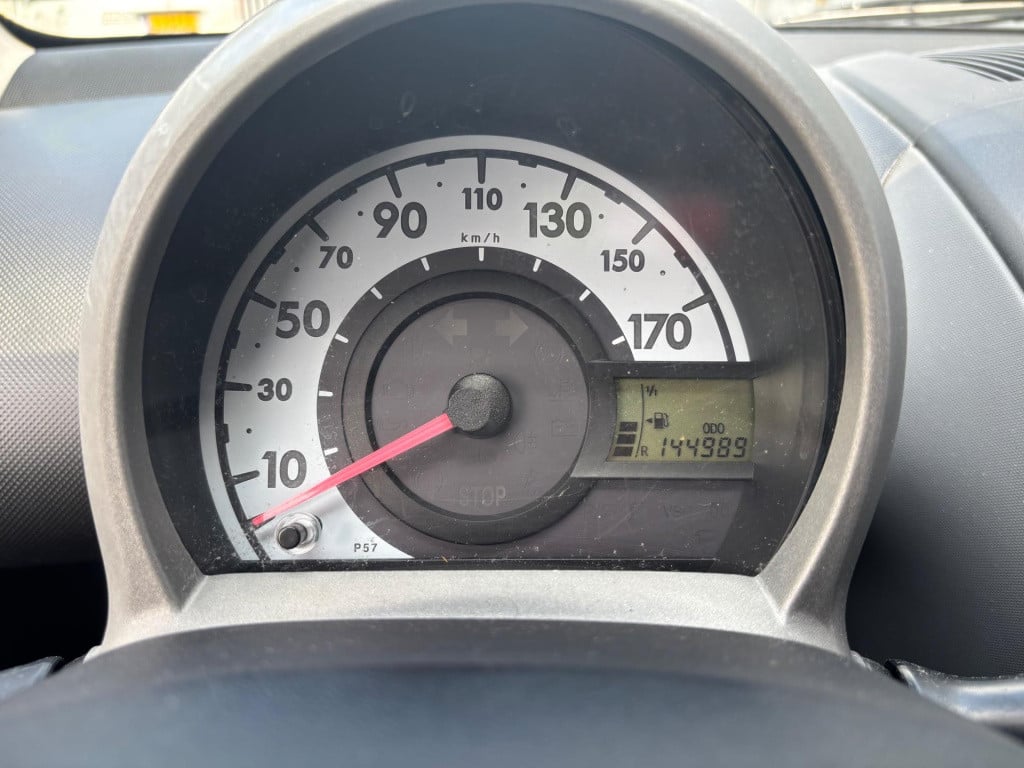 Toyota Aygo 1.0-12v