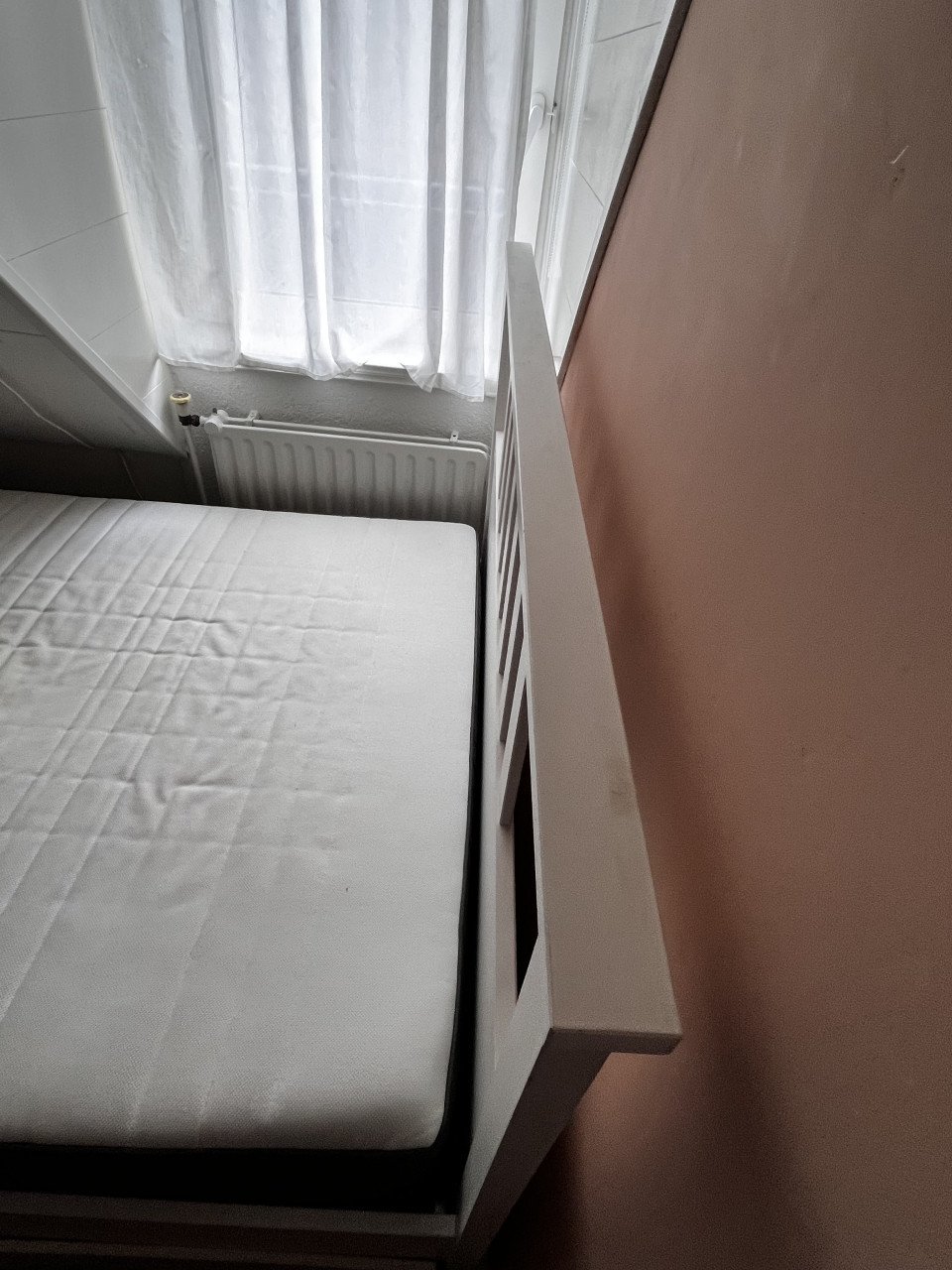 Tweepersoonsbed Hemnes van IKEA. Met lades, compleet