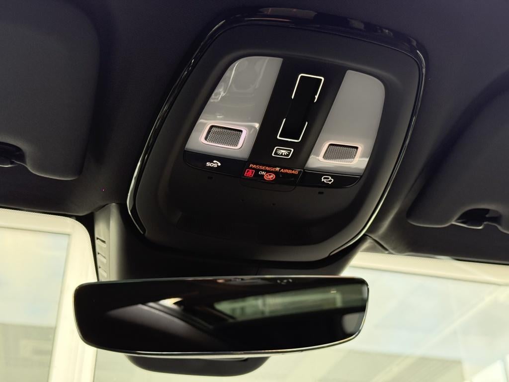 Volvo V60 t6 398pk recharge dark| panodak| adap.cruise| 360camera| trekhaa