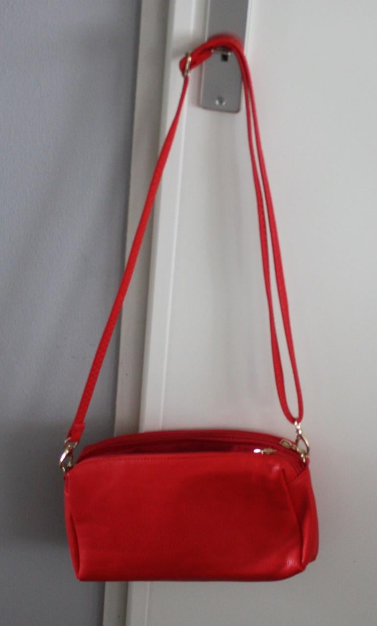 Rood  schouder tasje