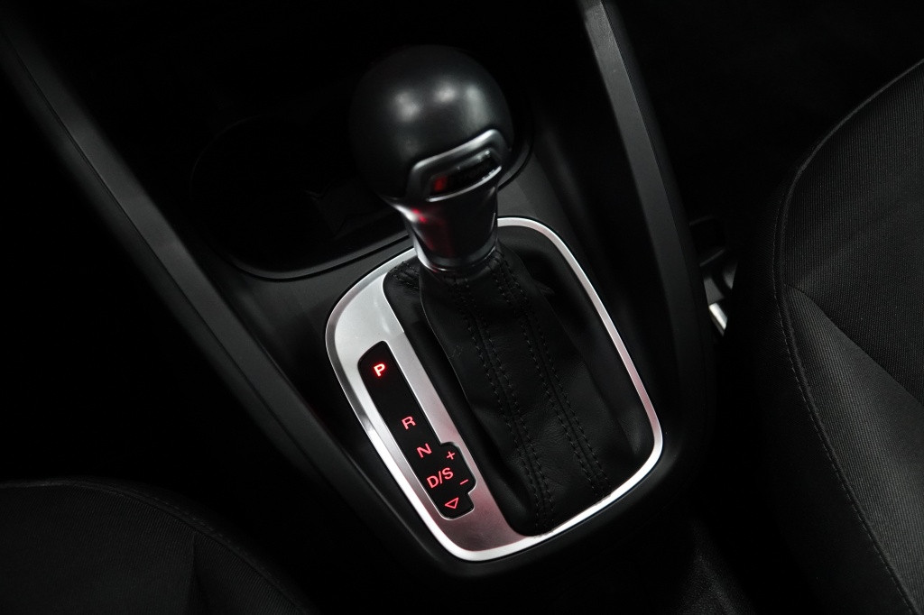 Audi A1 s-line 1.4 tfsi | automaat | pdc | navi | bluetooth |