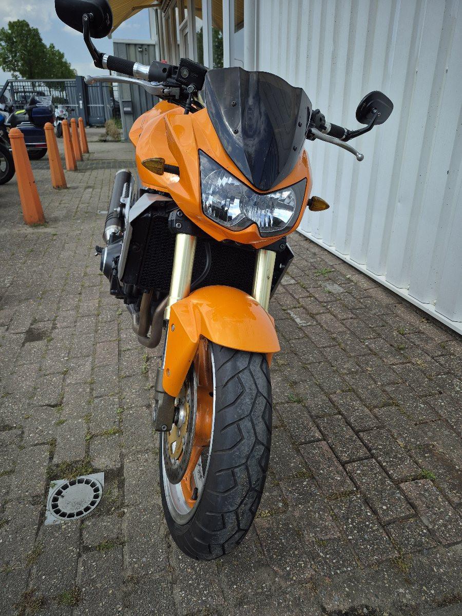 Kawasaki Z1000 Akrapovic, mooie naked bike