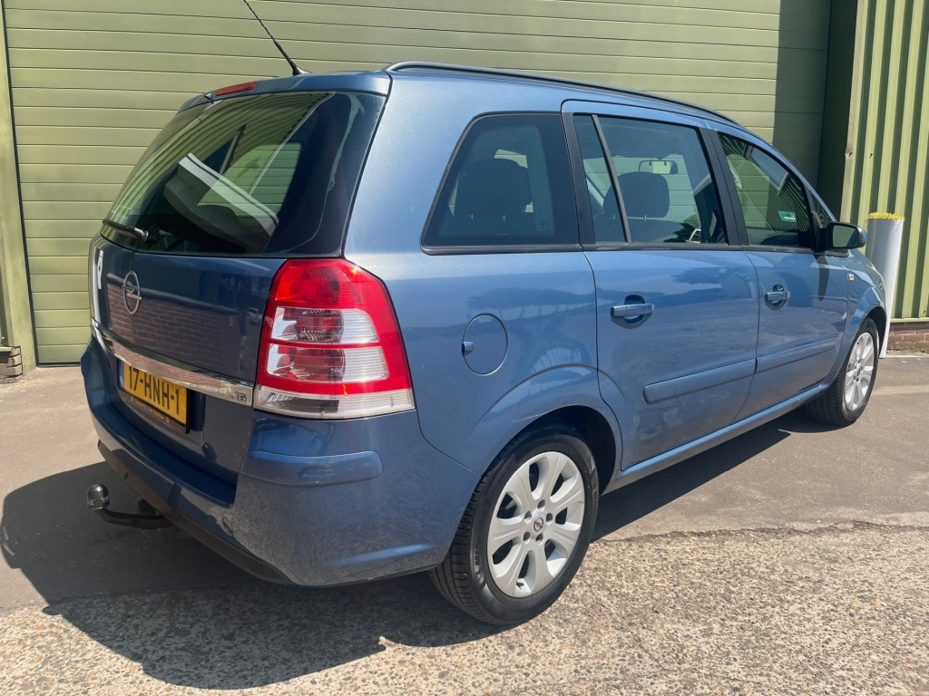 Opel Zafira 1.6 temptation 7-persoons