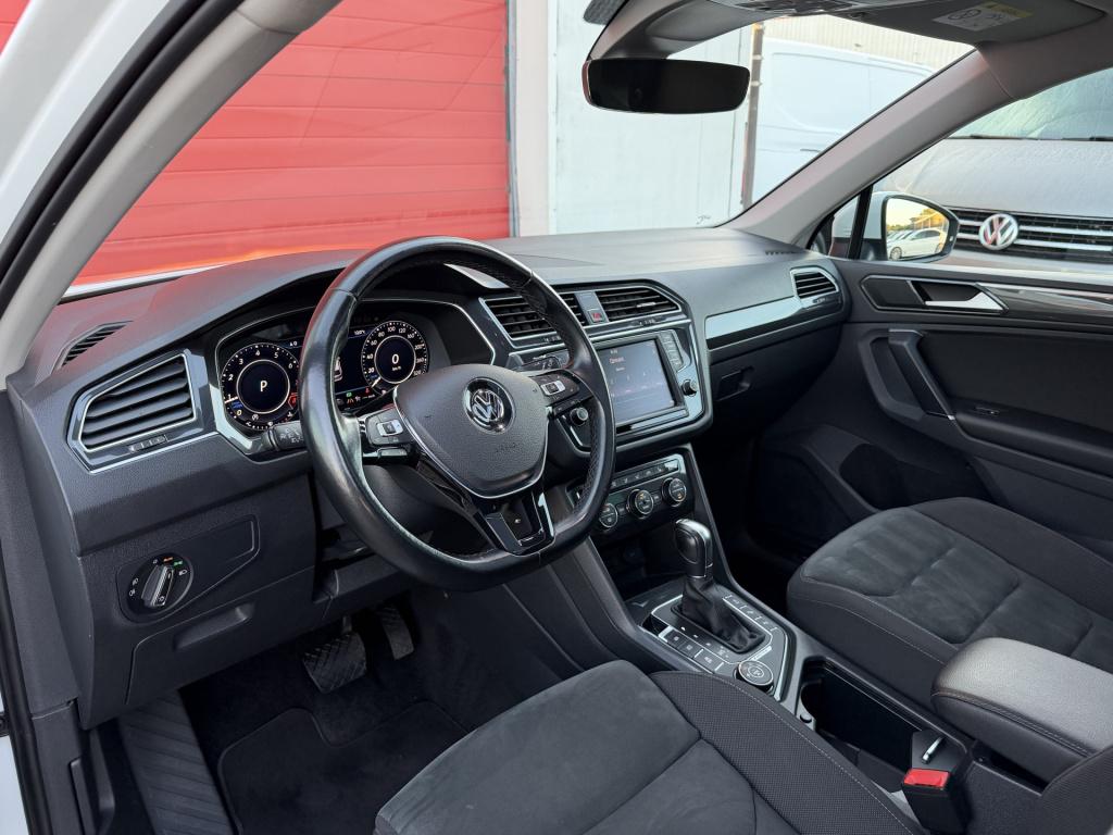 Volkswagen Tiguan 2.0 tsi 4motion highline | pano | acc | carplay | rijklaa
