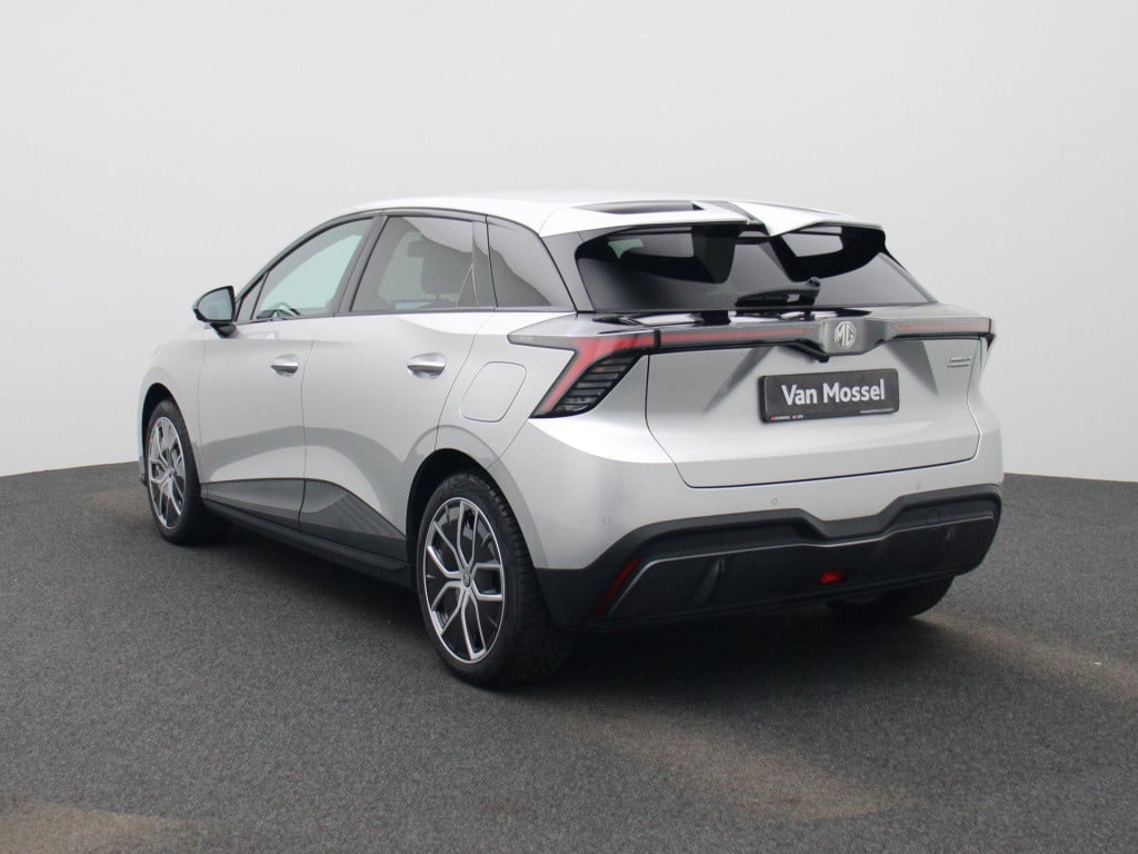 MG Mg4 64 kwh luxury