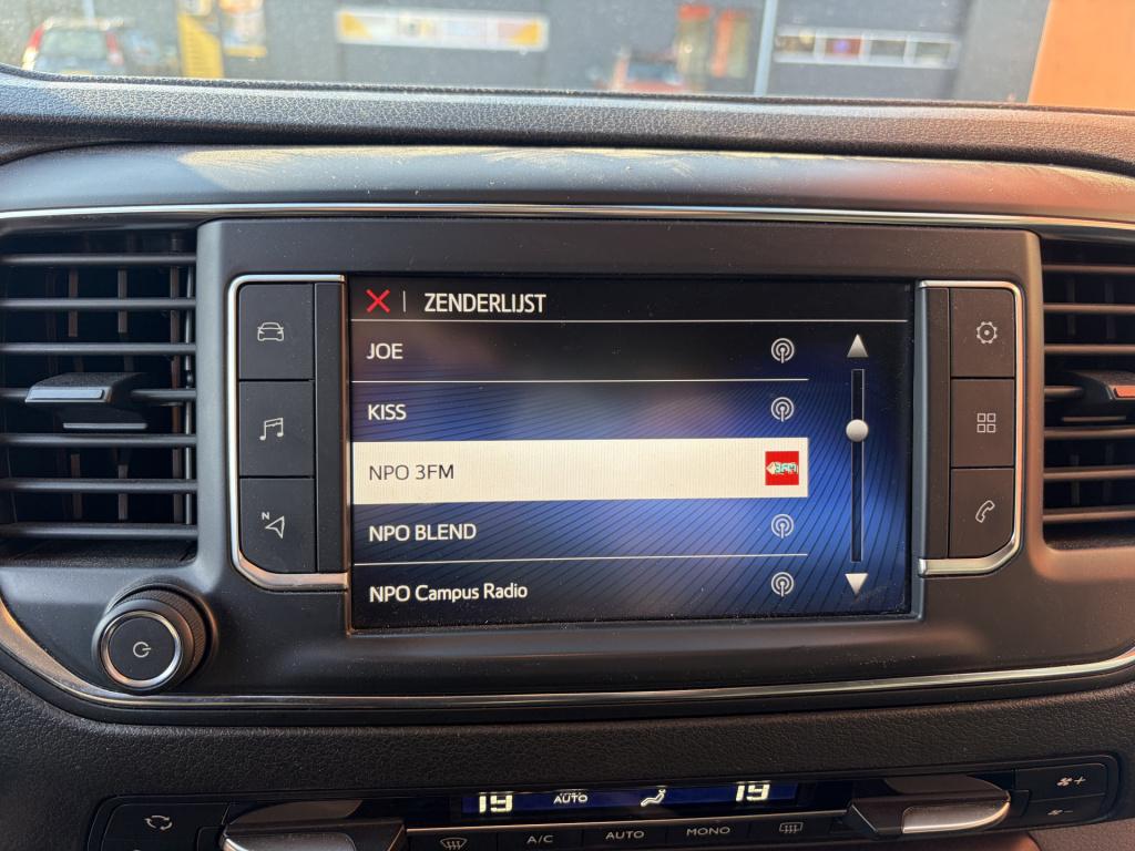 Toyota Proace worker 2.0 d-4d professional | trekhaak | sidebars | nav | 2.