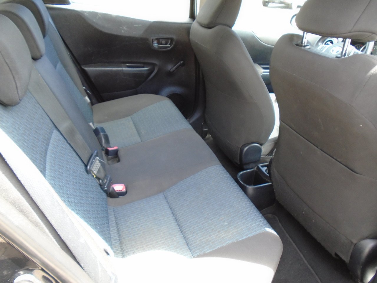 Toyota Yaris 1.0 VVTi 2012