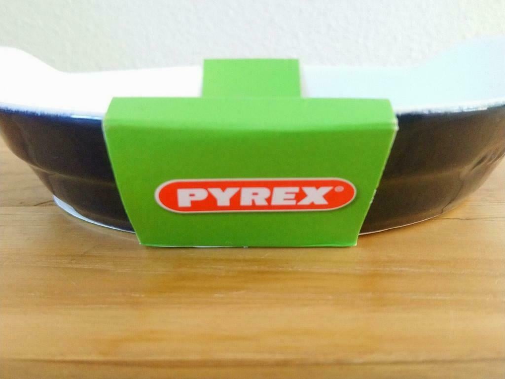 Pyrex ovenschaaltje 20 cm donker blauw - NIEUW