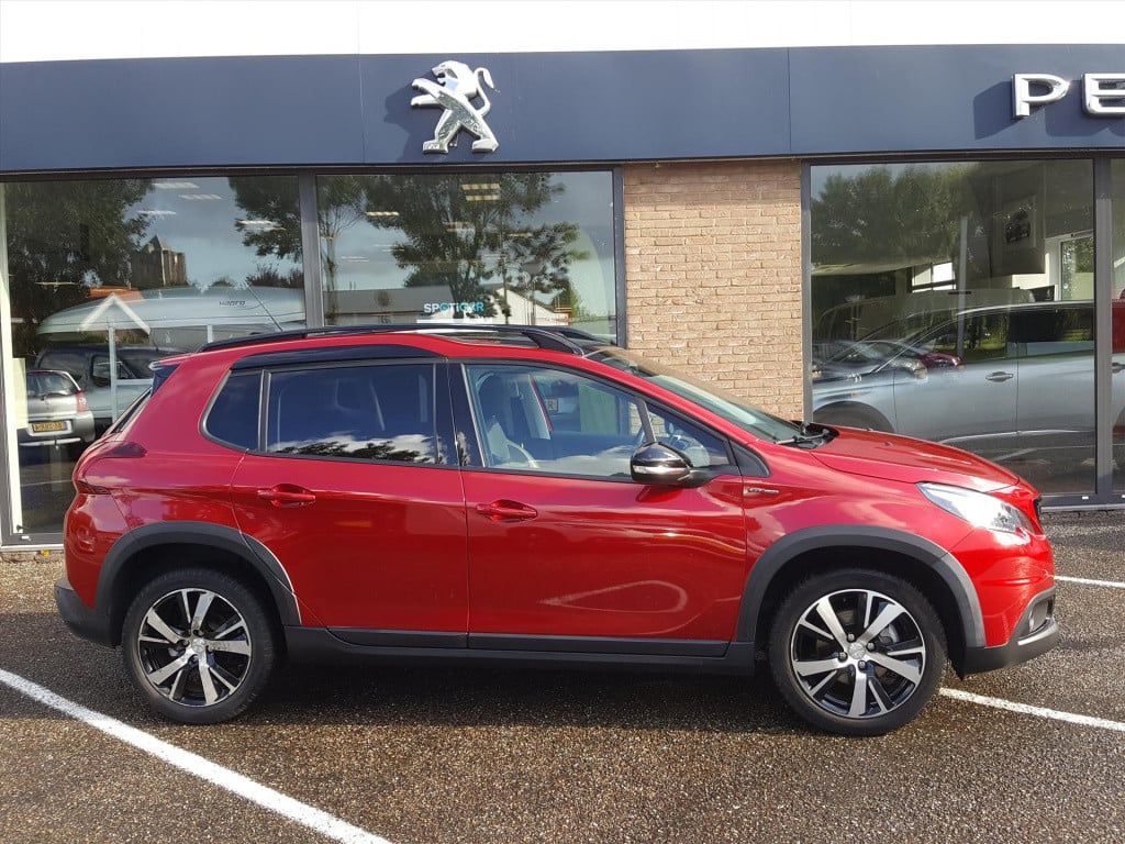 Peugeot 2008 1.2 puretech 110pk gt-line (vol)automaat eat6 navi | bt | park