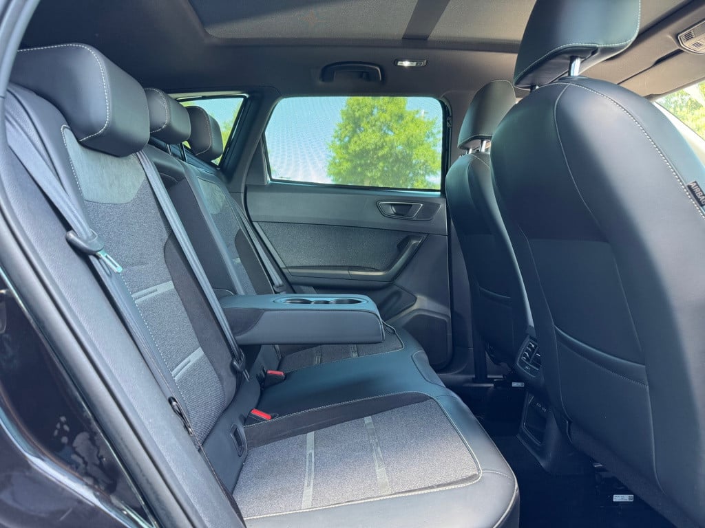 Seat Ateca 1.5 tsi xperience * panoramadak * trekhaak * keyless * virtual c