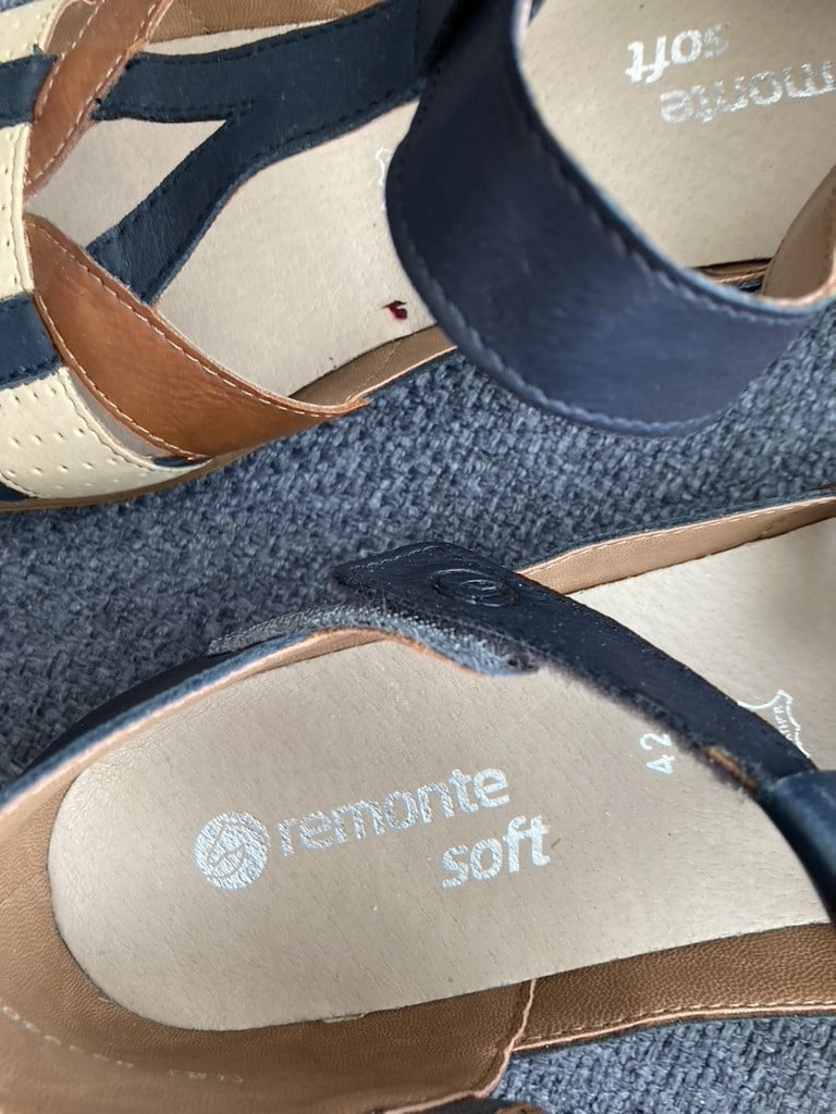 Te koop Nieuwe leren dames schoenen
