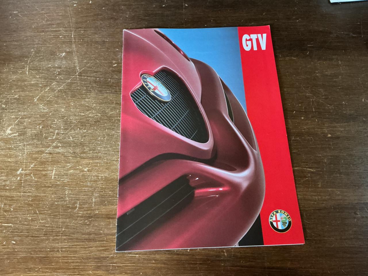 Gevraagd oude folders van Auto’s,Motoren,Brommers,vrachtwagens ed