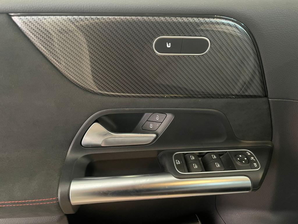 Mercedes-Benz B-Klasse 180 business solution amg