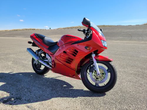 Suzuki RF600R