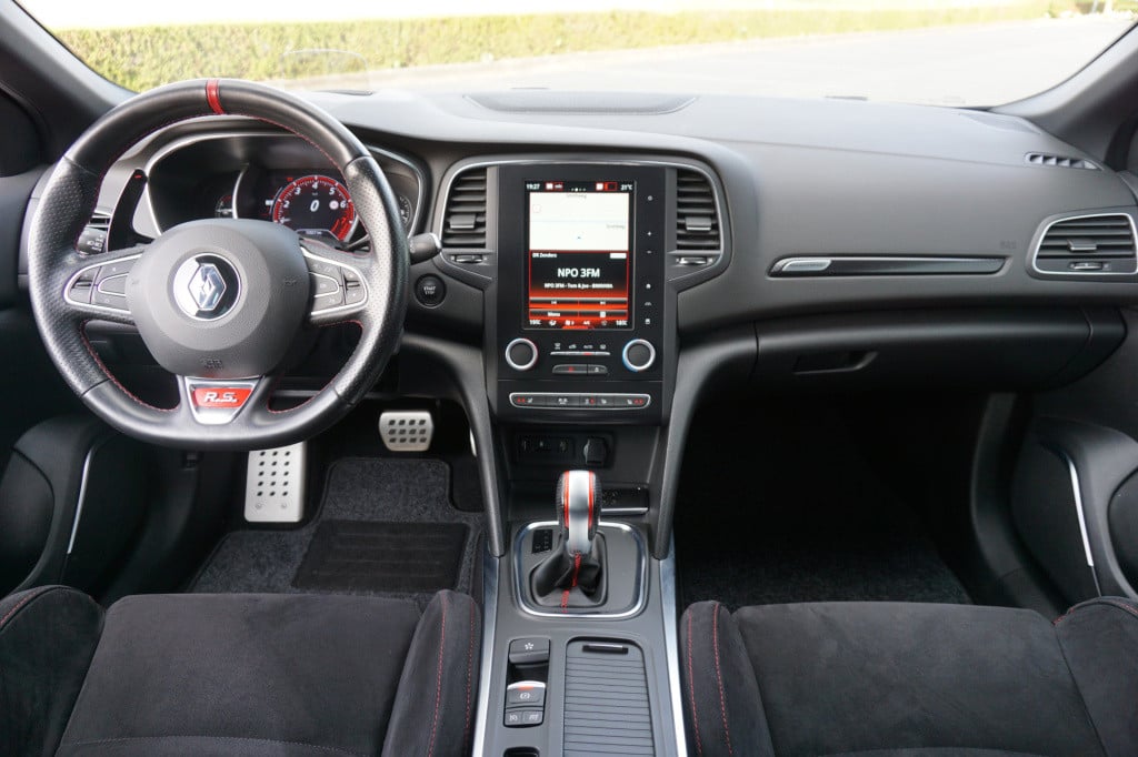 Renault Megane 1.8 tce 280 rs - schaalstoelen / hud / xenon / camera / navi