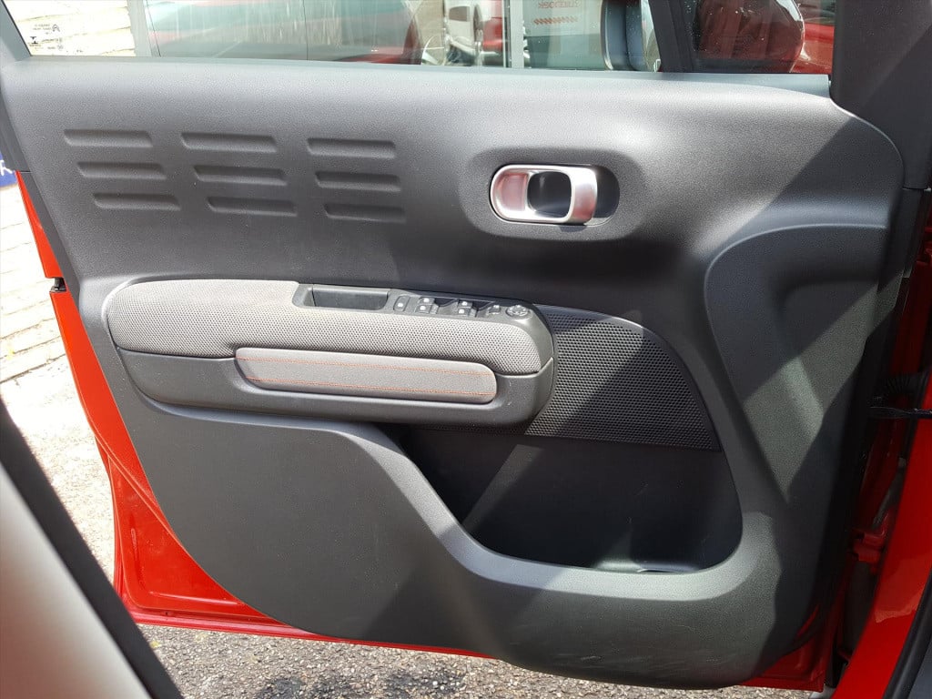 Citroen C3 Aircross feel 1.2 pt-110pk (vol)automaat (eat6) | navigatietomto