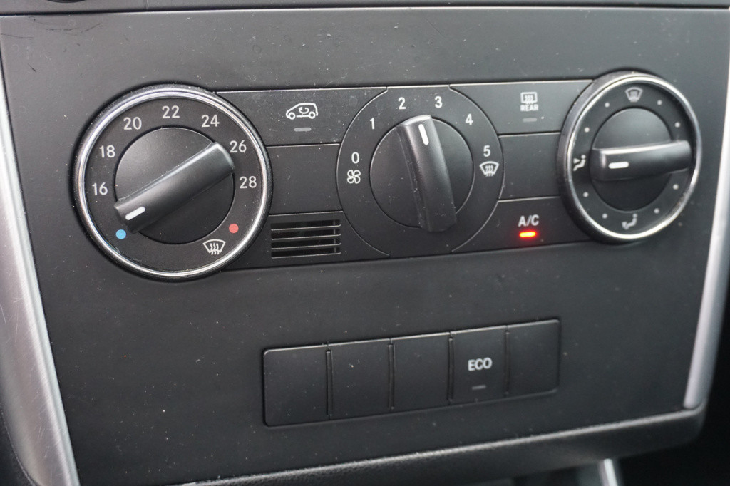 Mercedes-Benz B-Klasse 160 blueefficiency business class airco / cruise / b
