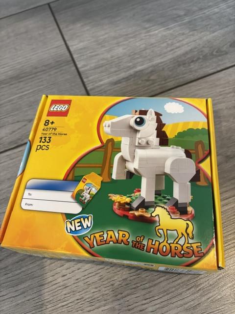 Lego 40779 jaar van het paard