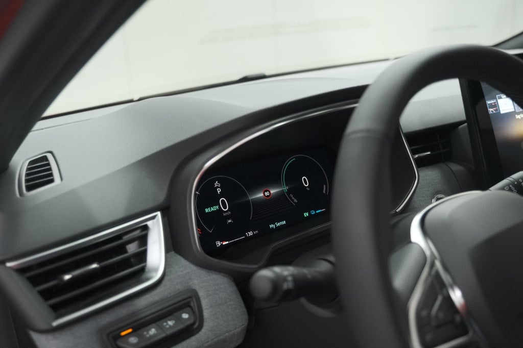 Renault Clio 1.6 e-tech full hybrid 145 techno | 360 camera | bose audio | 