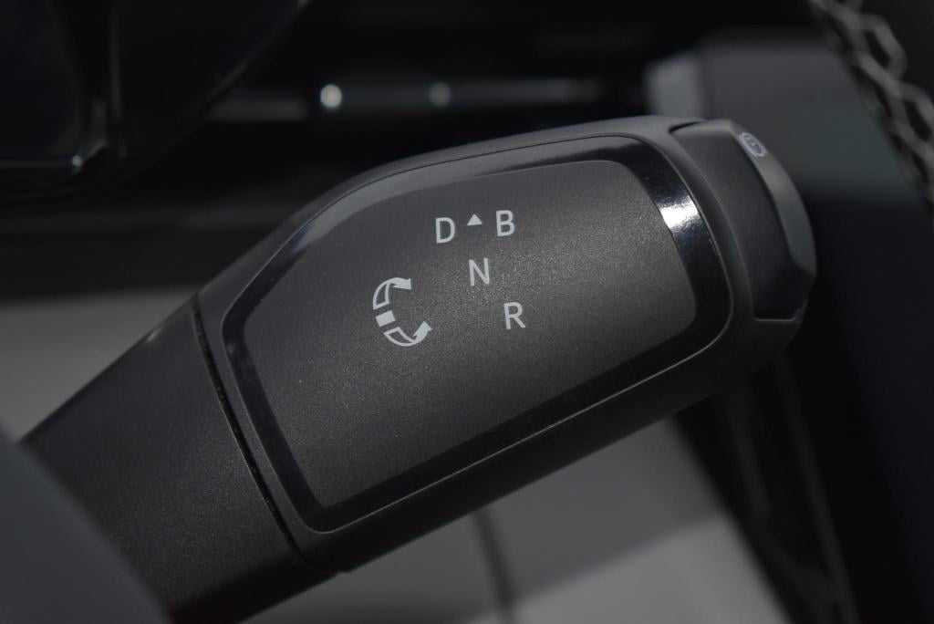 Ford Explorer premium extended range rwd 77 kwh | panoramadak | climate con