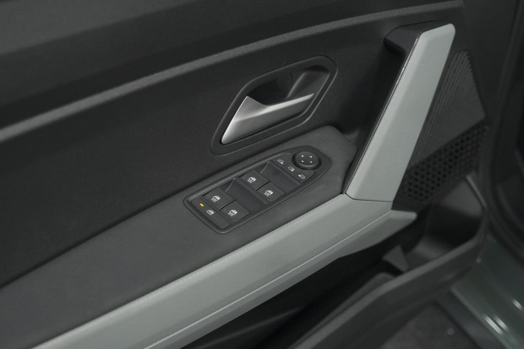 Dacia Duster tce 130 mild hybrid extreme | camera | apple carplay | automat