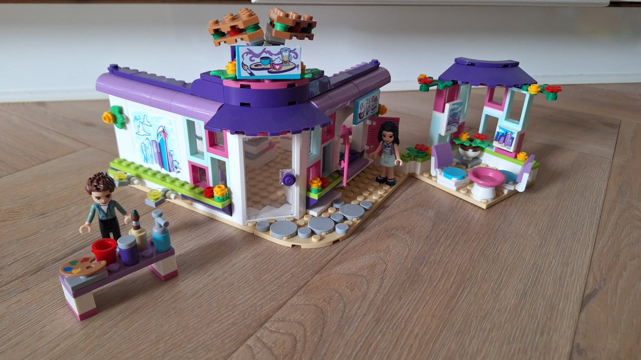 Lego friends Emma's kunstcafe 41336