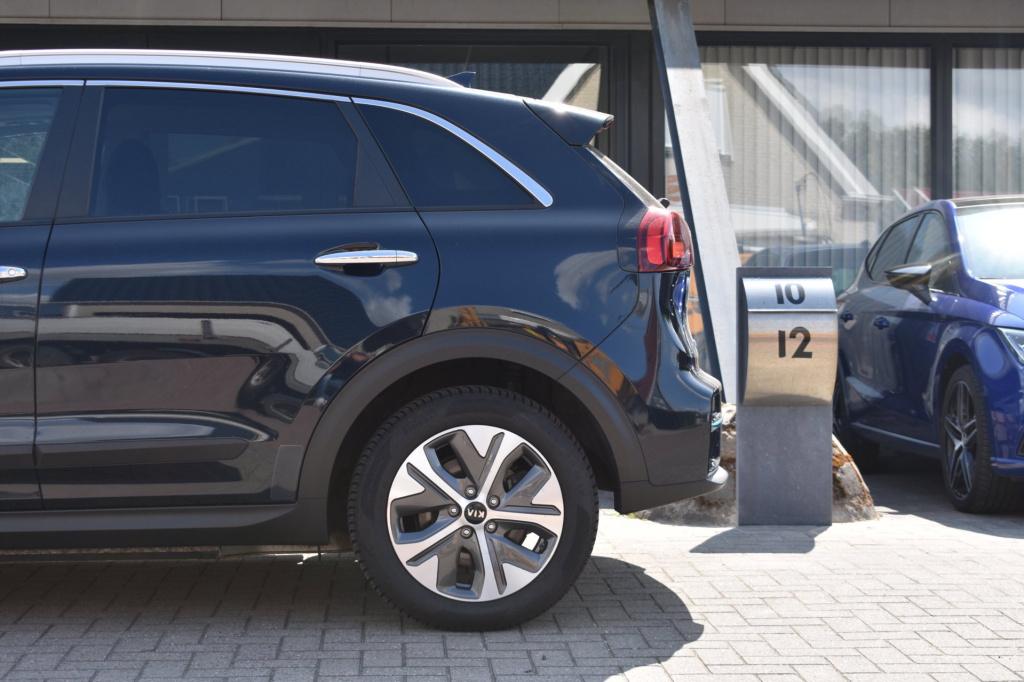 Kia E-niro dynamicplusline 64 kwh soh 99.6% | stoelverwarming | schuifdak |