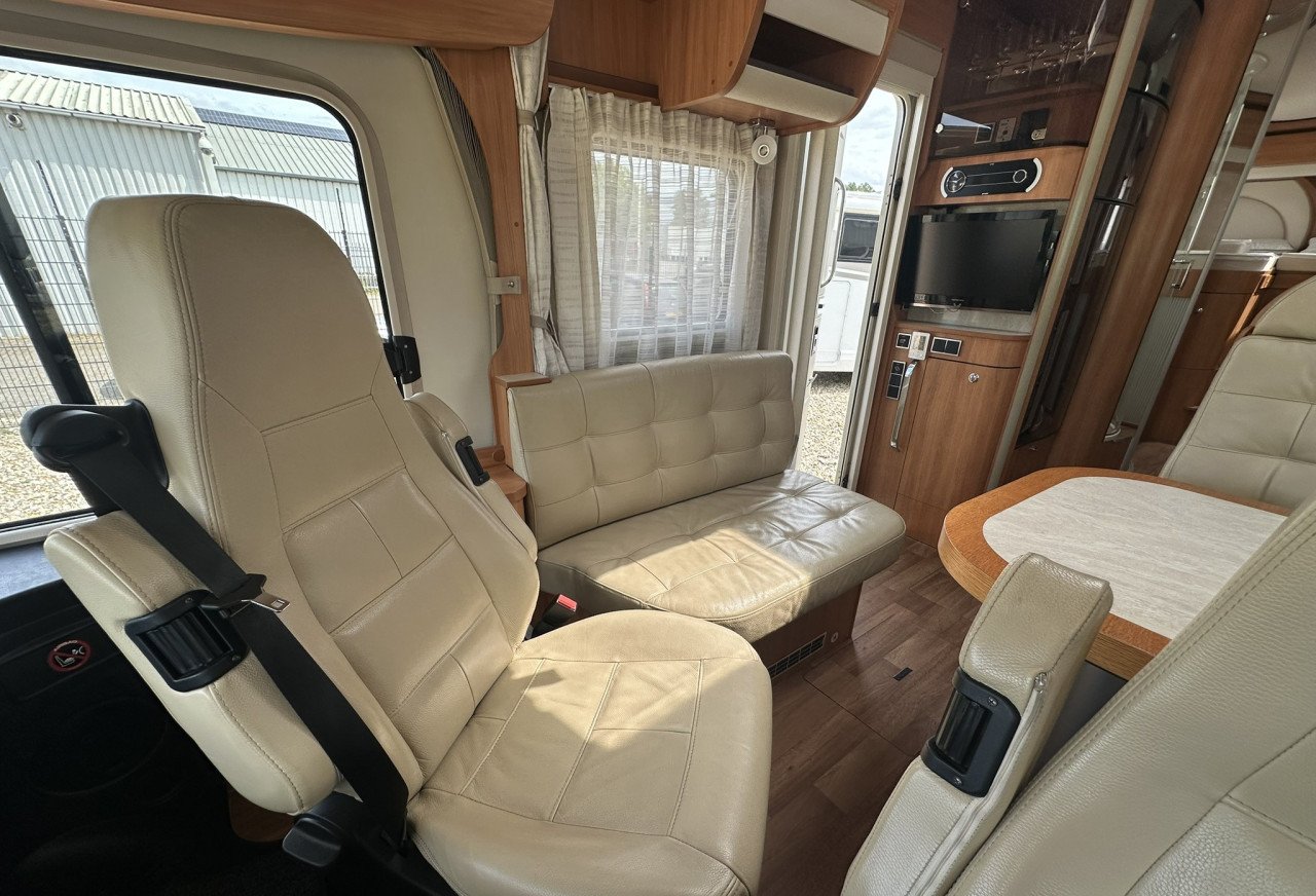 Hymer B 778 SL Automaat - C1 Rijbewijs, 2016, 74000, jaar APK, Bovag, beurt