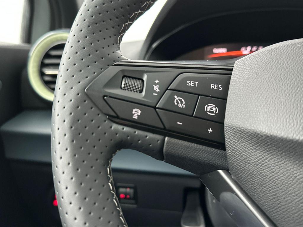 Seat Ibiza style plus 1.0 ecotsi 70 kw / 95 pk hatchback 5 de