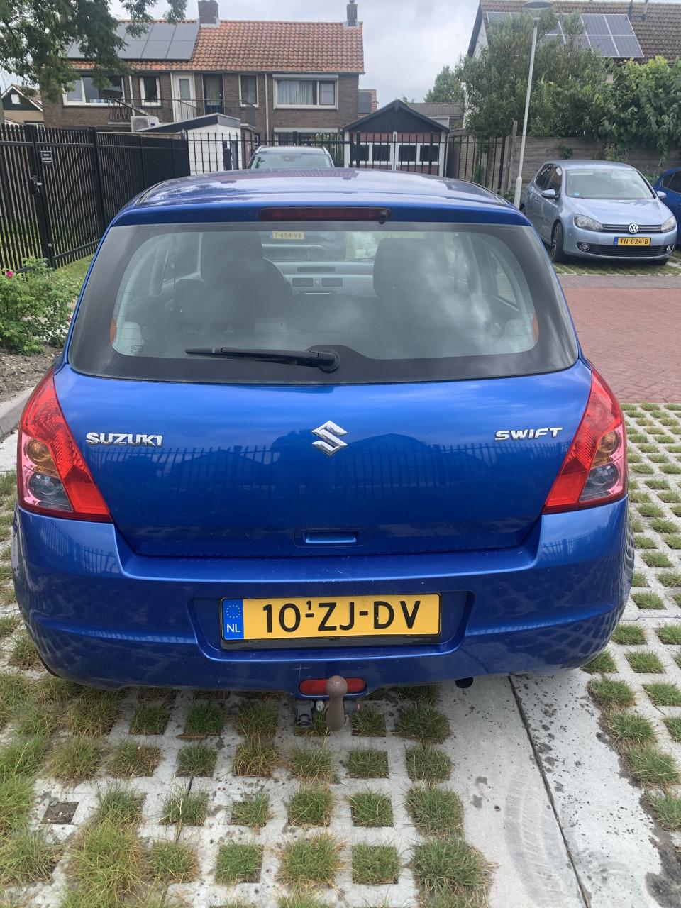 Suzuki swift 1,3