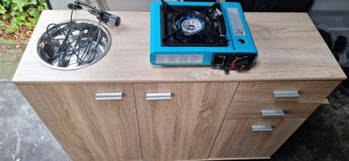 Nieuw keukenblokje voor zelfbouwcamper