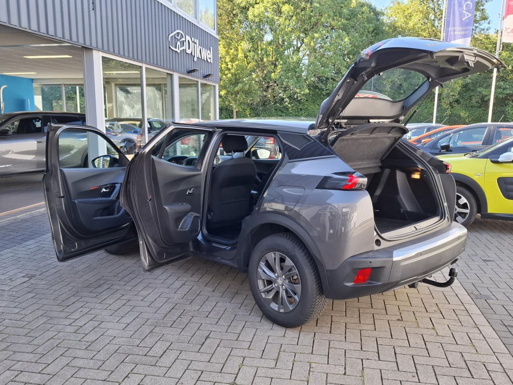 Peugeot 2008 suv 1.2 100 active pack nav/cam/trekhaak